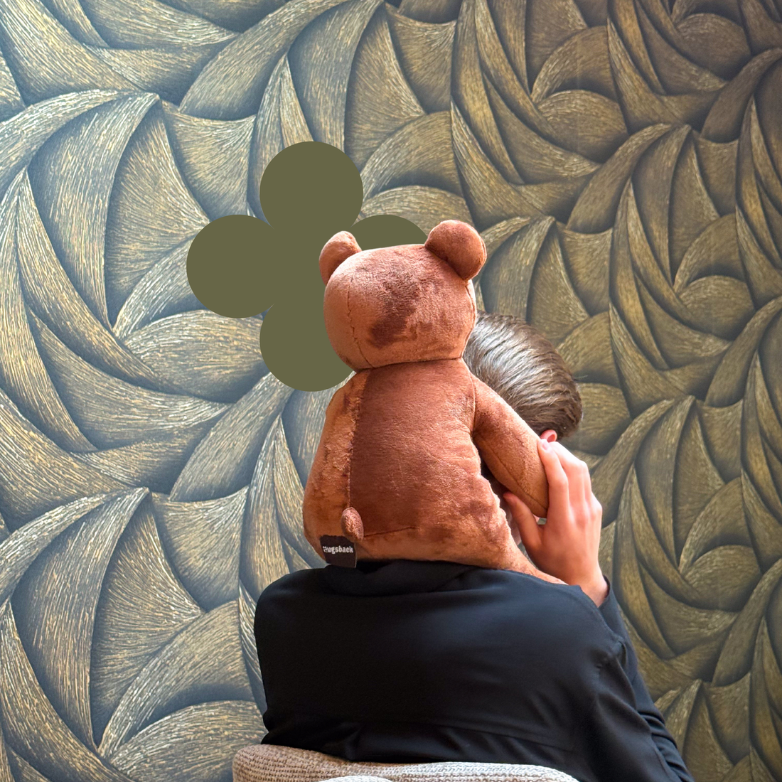 Diepe druktherapie in de praktijk: hoe Hugsback helpt tijdens zorgmomenten