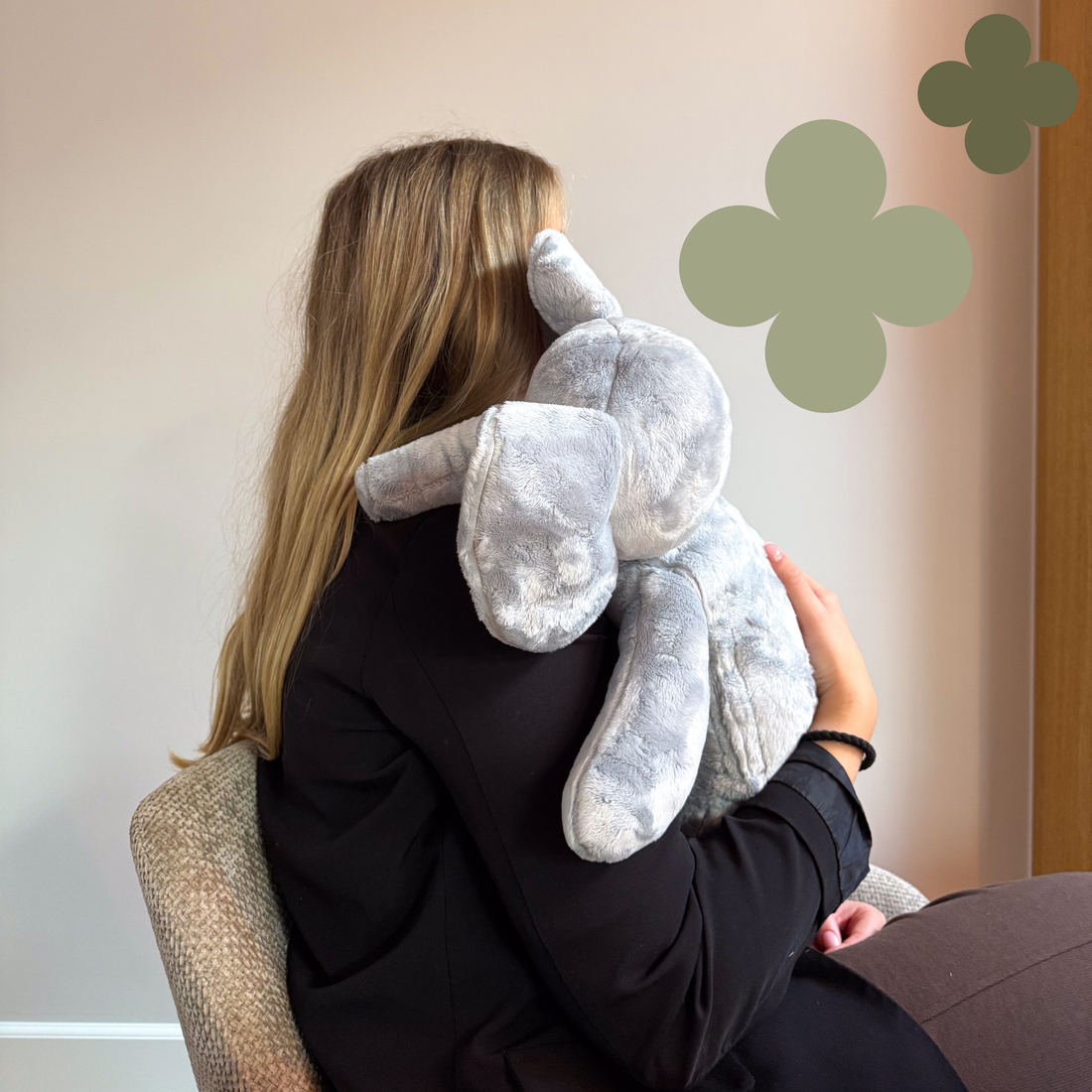 Ontdek hoe je een kalmerende avondroutine maakt met Hugsback. Diepe druk helpt het lichaam vertragen en voorbereiden op slaap.