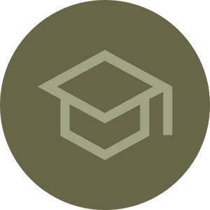 Een Hugsback verzwaringsknuffel in een rustige omgeving, geschikt voor scholen, zorglocaties, therapeuten en begeleiders.