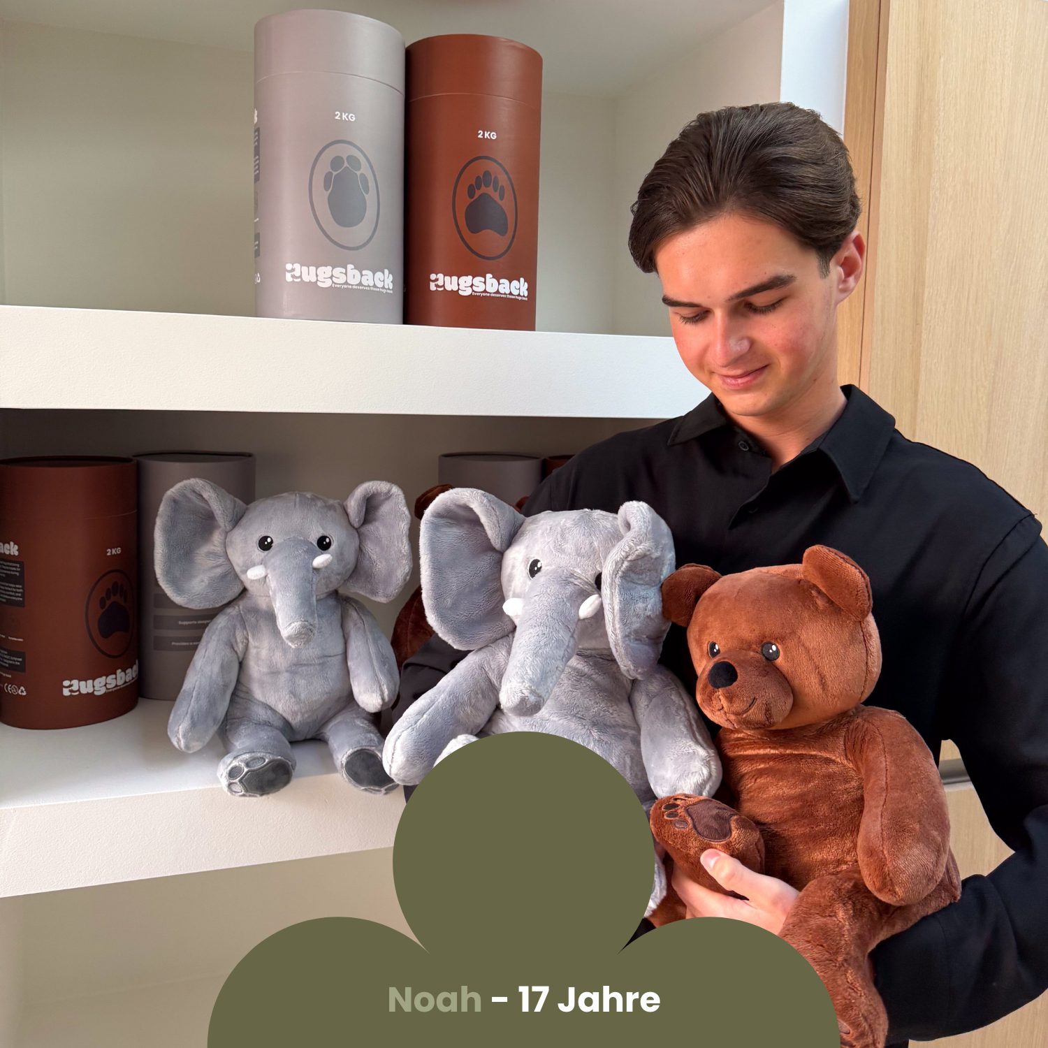 Hugsback verzwaarde knuffels in de hand van founder Hugsback